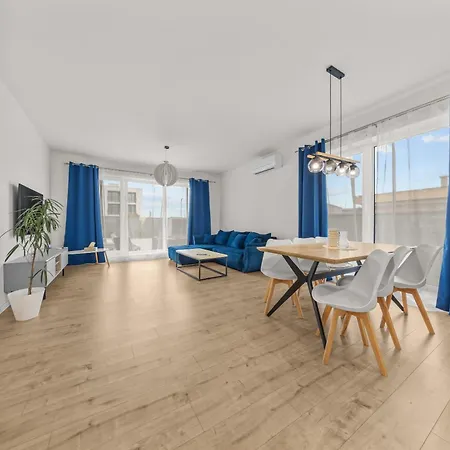 Klimatizovaný Apartmánový Dom S Bazénom, 10b * Senec
