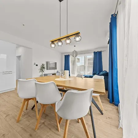 بيت للعطل Klimatizovany Apartmanovy Dom S Vyhrievanym Bazenom, 10b *