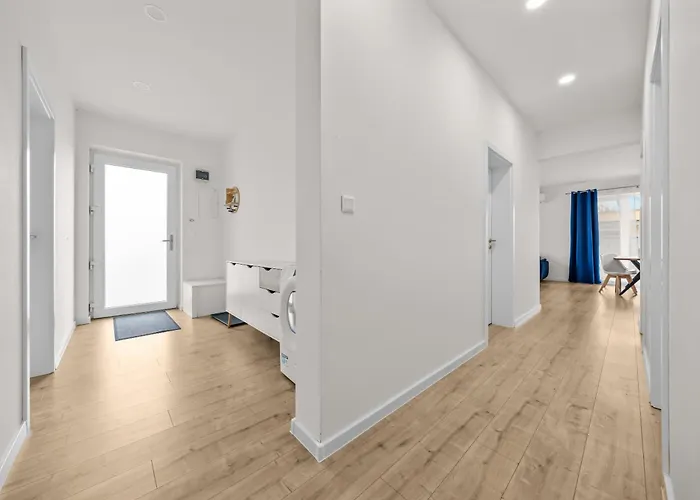 Klimatizovany Apartmanovy Dom S Vyhrievanym Bazenom, 10b 塞内奇