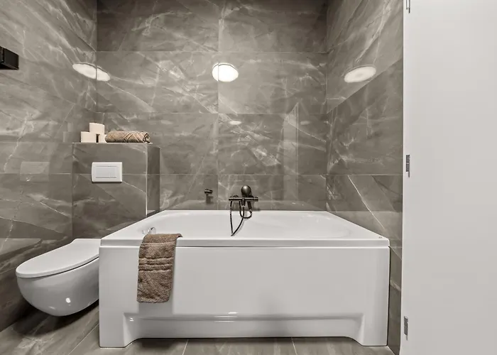 Klimatizovany Apartmanovy Dom S Vyhrievanym Bazenom, 10b *